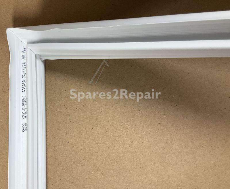 Freezer Door Seal - 00218991 Seal-door [Bosch Siemens]